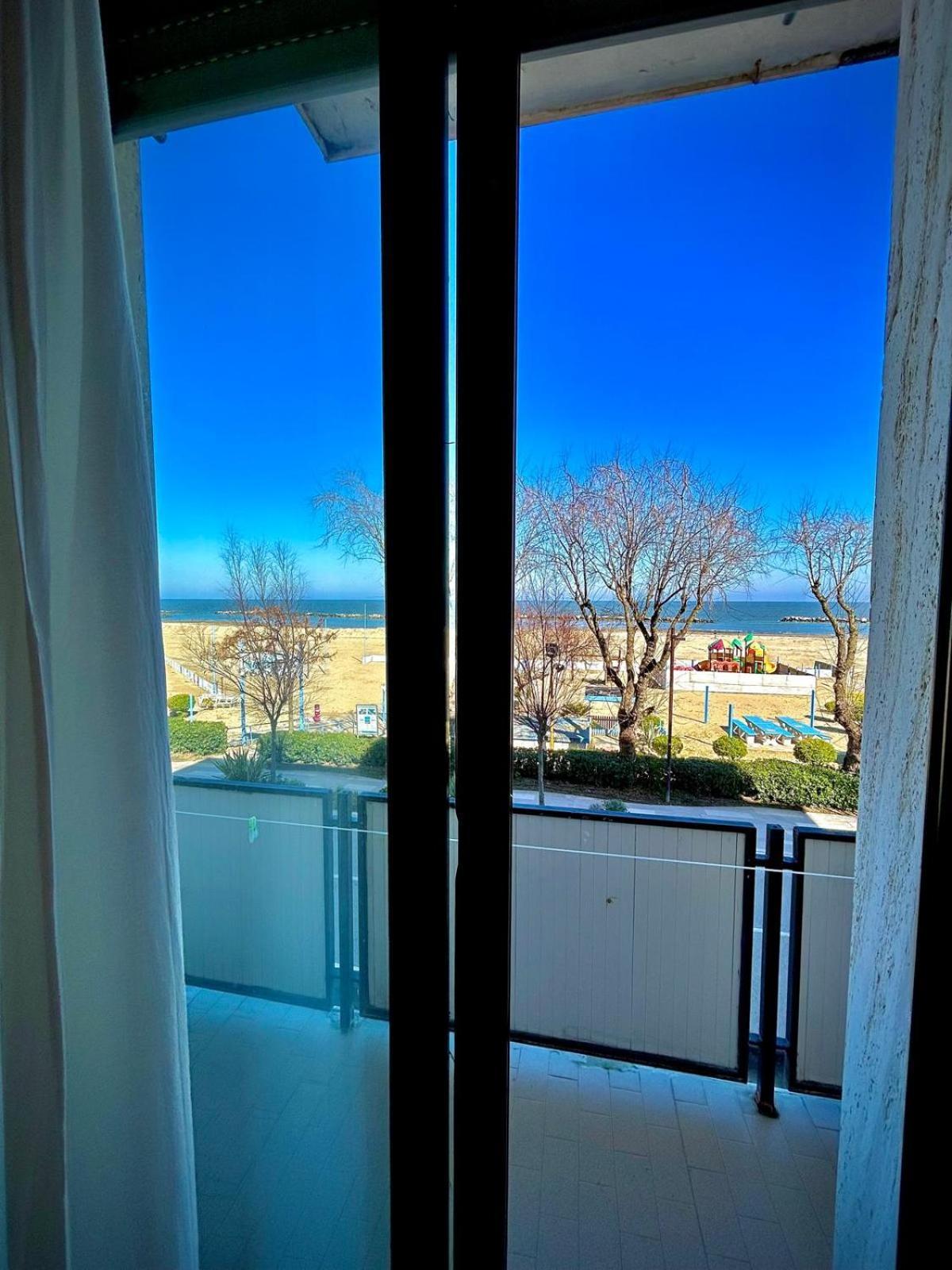 Hotel Sacramora Rimini Kültér fotó